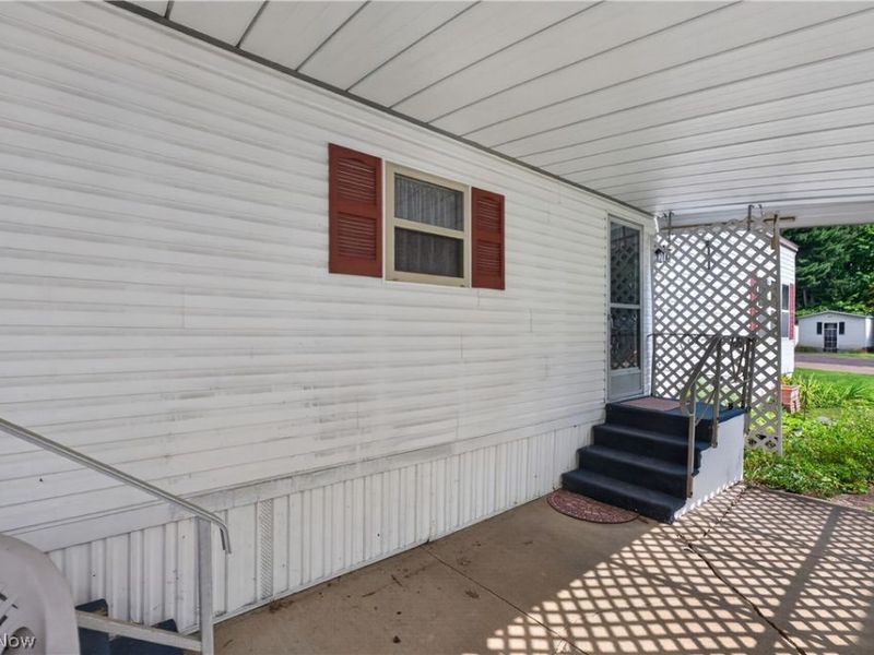 1219 Pasadena Boulevard NW, North Canton, OH 44720 Photo 7