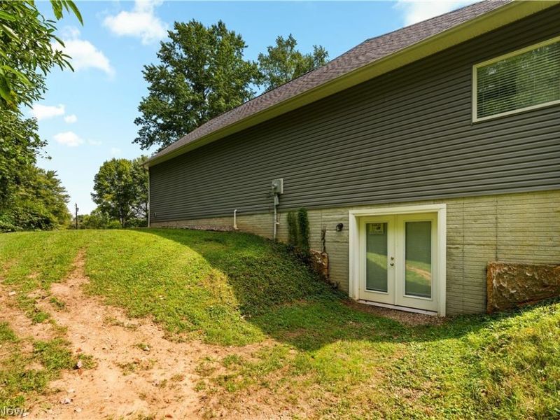 928 Dunning Road, New Franklin, OH 44614 Photo 32