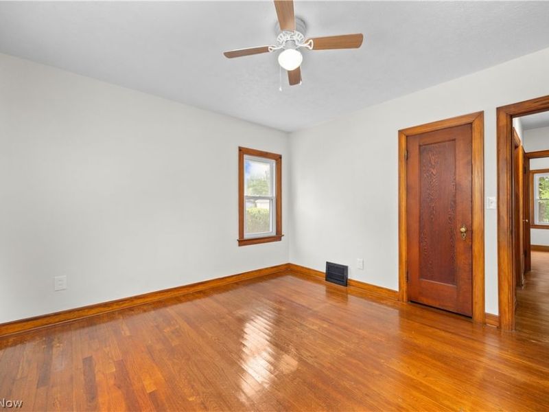 731 W 32nd Street, Lorain, OH 44052 Photo 17