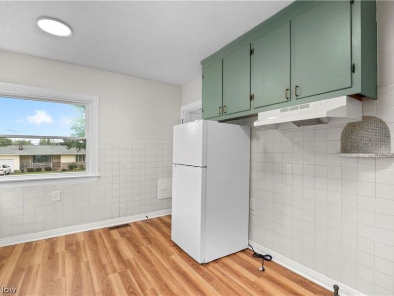 731 W 32nd Street, Lorain, OH 44052 Photo 9