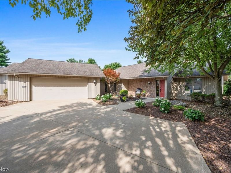 33133 Sandpiper Court, North Ridgeville, OH 44039 Photo 1