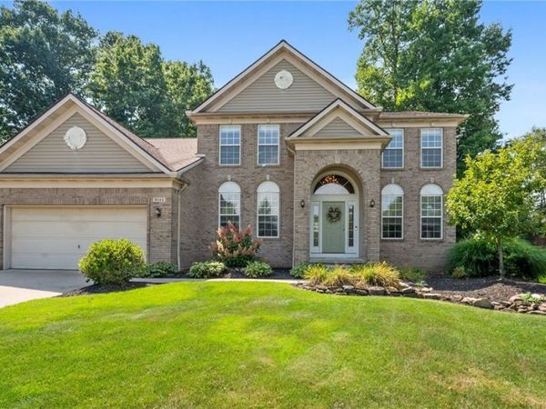 9144 Oakview Court, Twinsburg, OH 44087