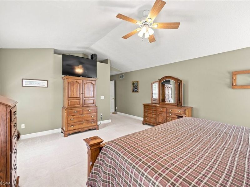 9144 Oakview Court, Twinsburg, OH 44087 Photo 20