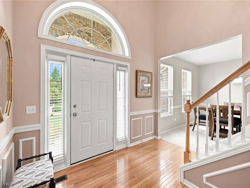 9144 Oakview Court, Twinsburg, OH 44087 Photo 3
