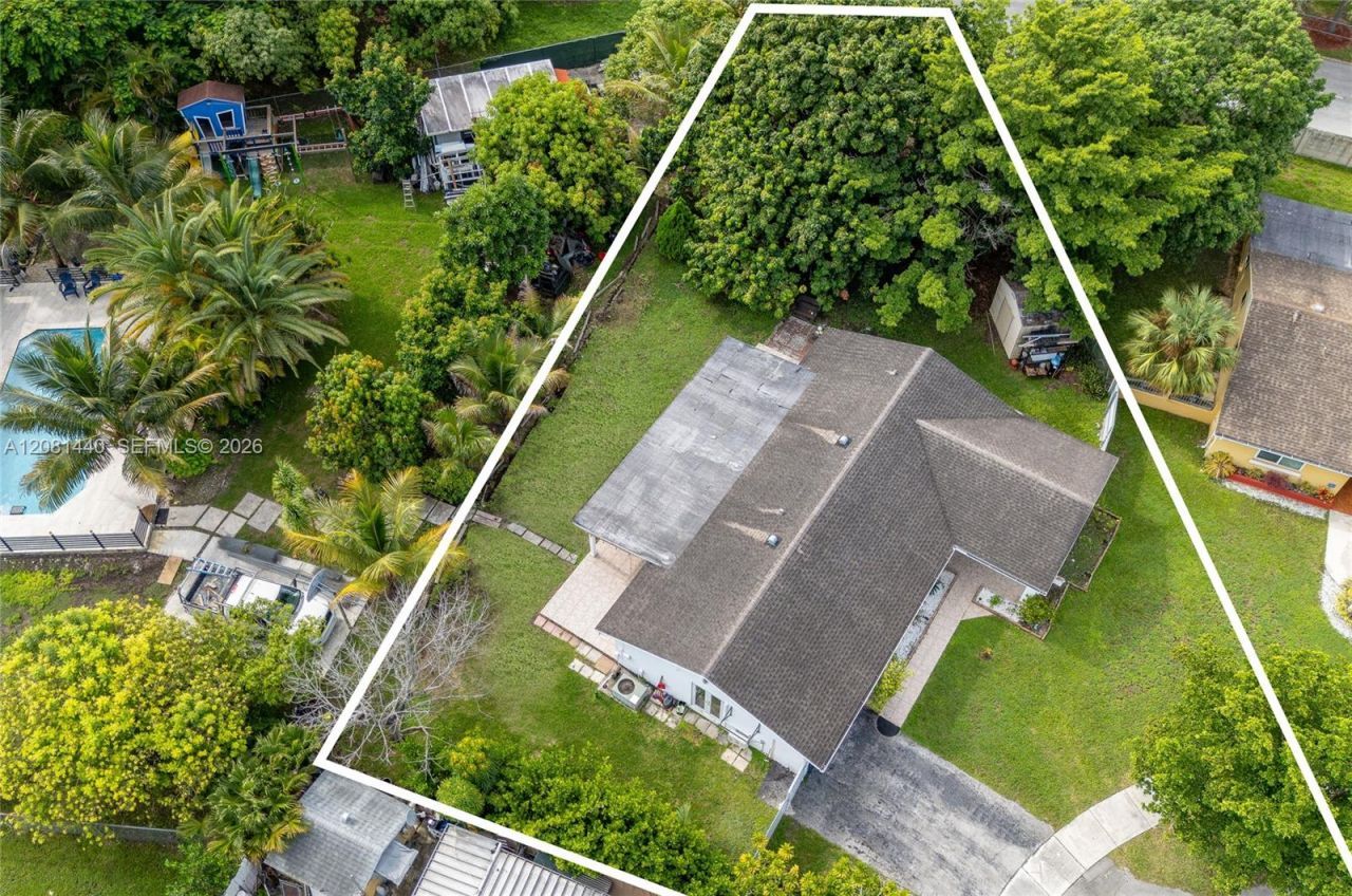 7159 SW 148th Pl , Miami, FL 33193 Photo