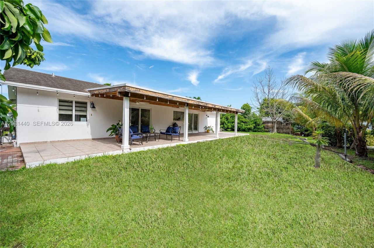 7159 SW 148th Pl , Miami, FL 33193 Photo
