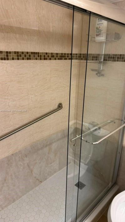 2770 W 61st Pl, Unit 204, Hialeah, FL 33016 Photo