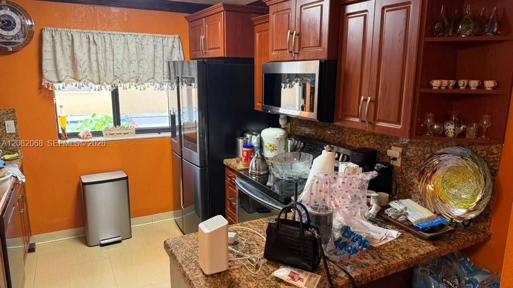 2770 W 61st Pl, Unit 204, Hialeah, FL 33016 Photo