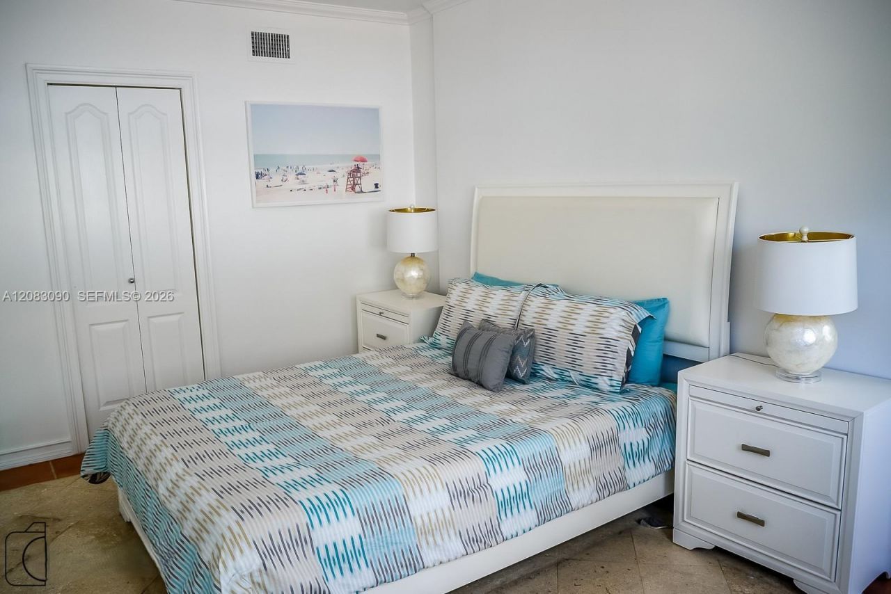 1390 Ocean Dr, Unit 201, Miami Beach, FL 33139 Photo