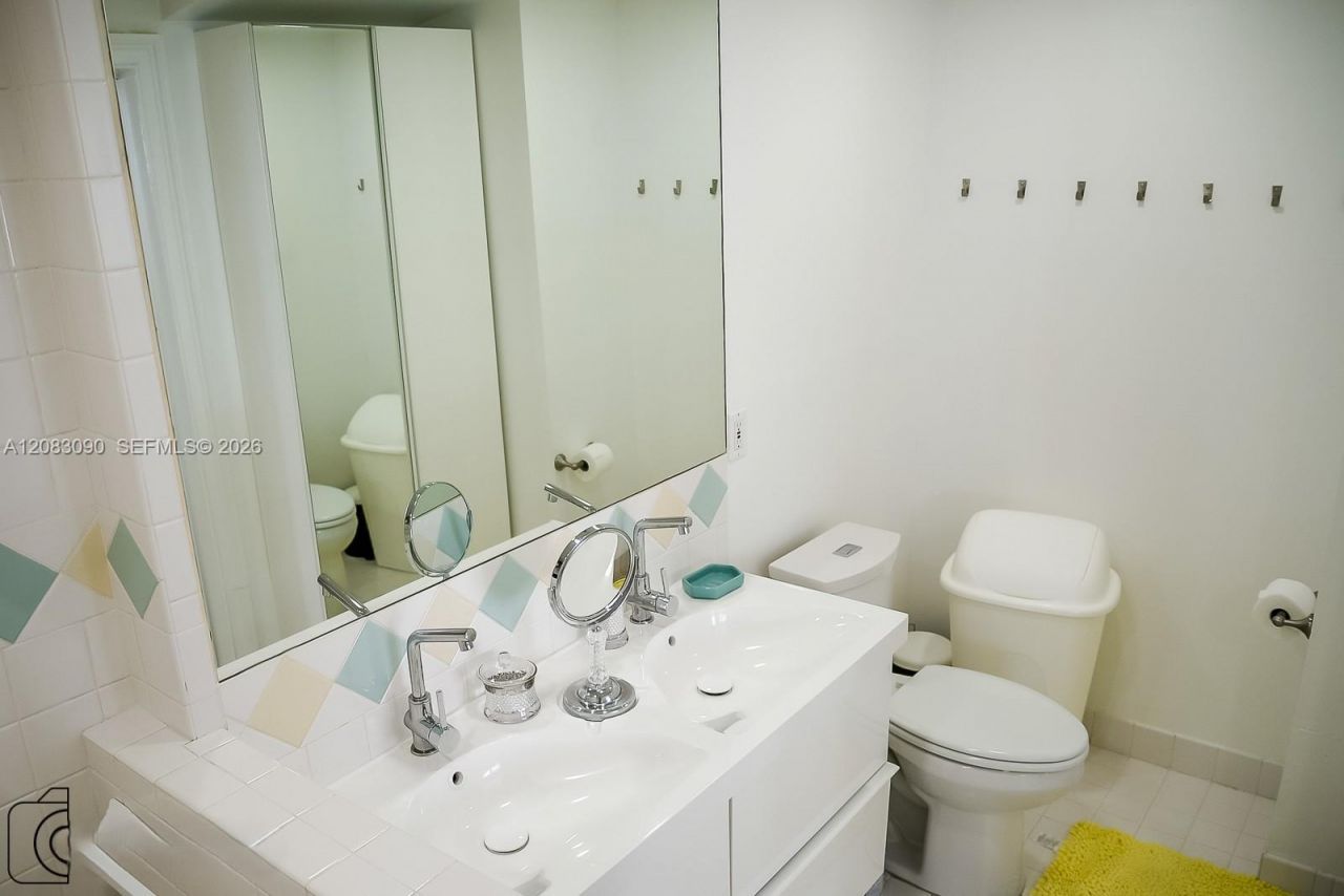 1390 Ocean Dr, Unit 201, Miami Beach, FL 33139 Photo