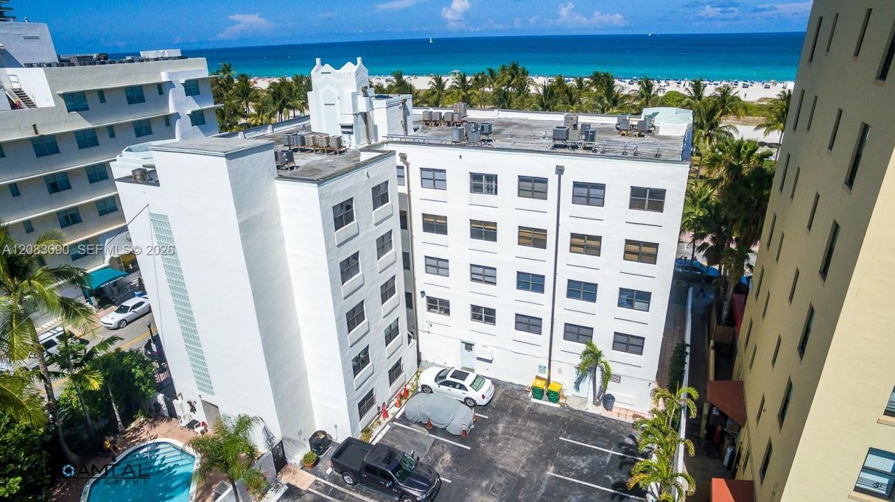 1390 Ocean Dr, Unit 201, Miami Beach, FL 33139 Photo