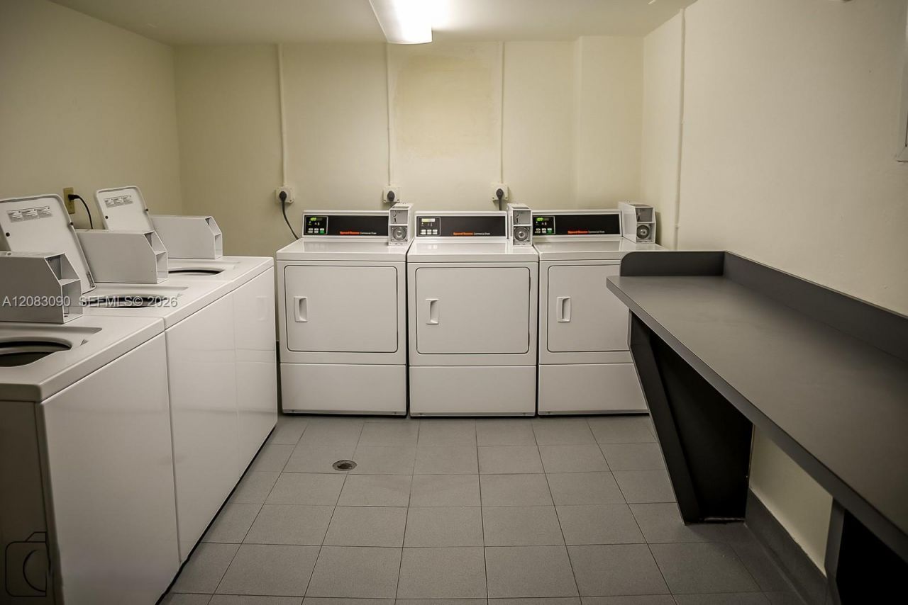 1390 Ocean Dr, Unit 201, Miami Beach, FL 33139 Photo