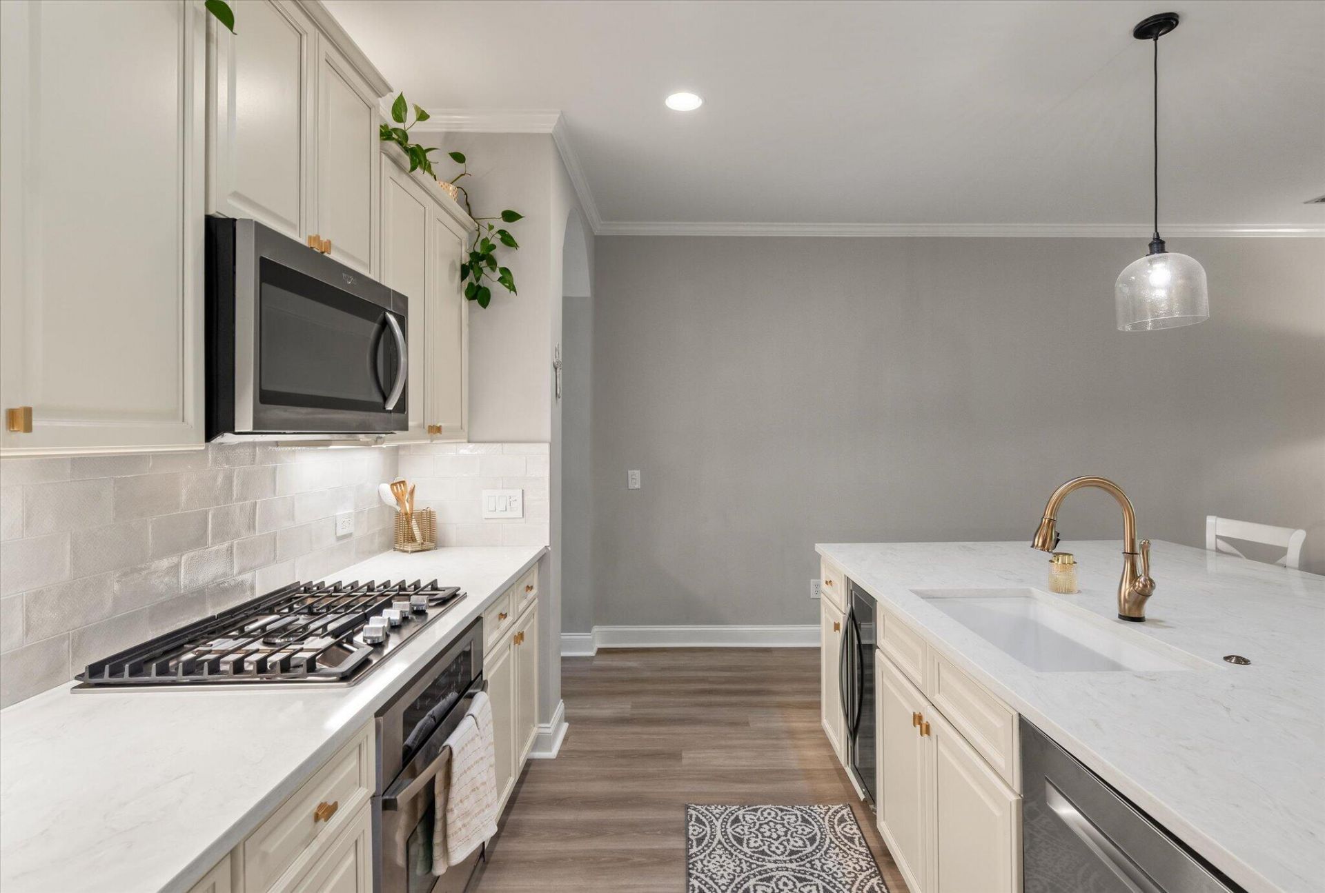 2016 Kings Gate Lane Photo 15