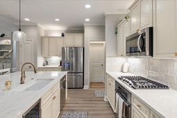 2016 Kings Gate Lane photo 4