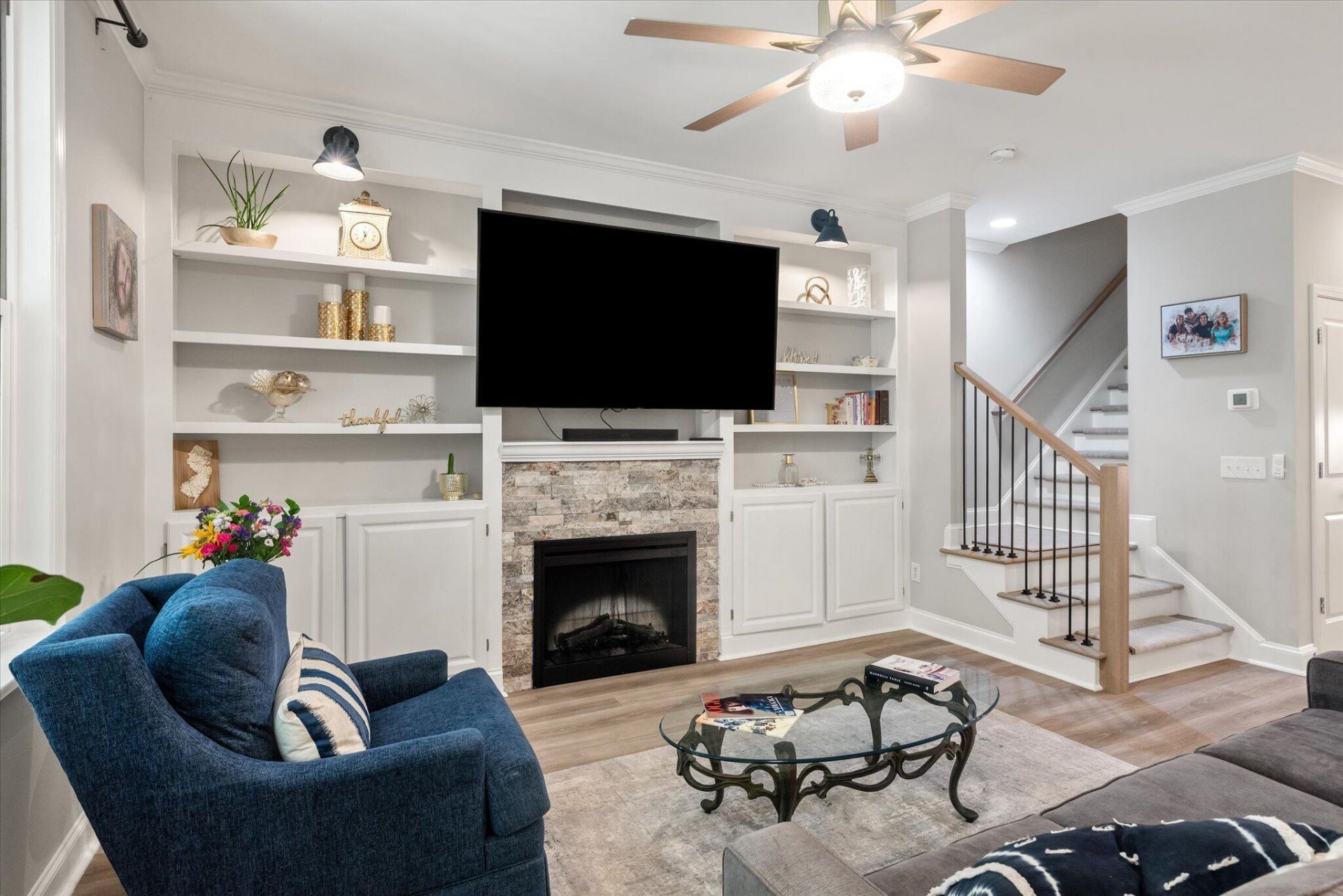 2016 Kings Gate Lane Photo 4
