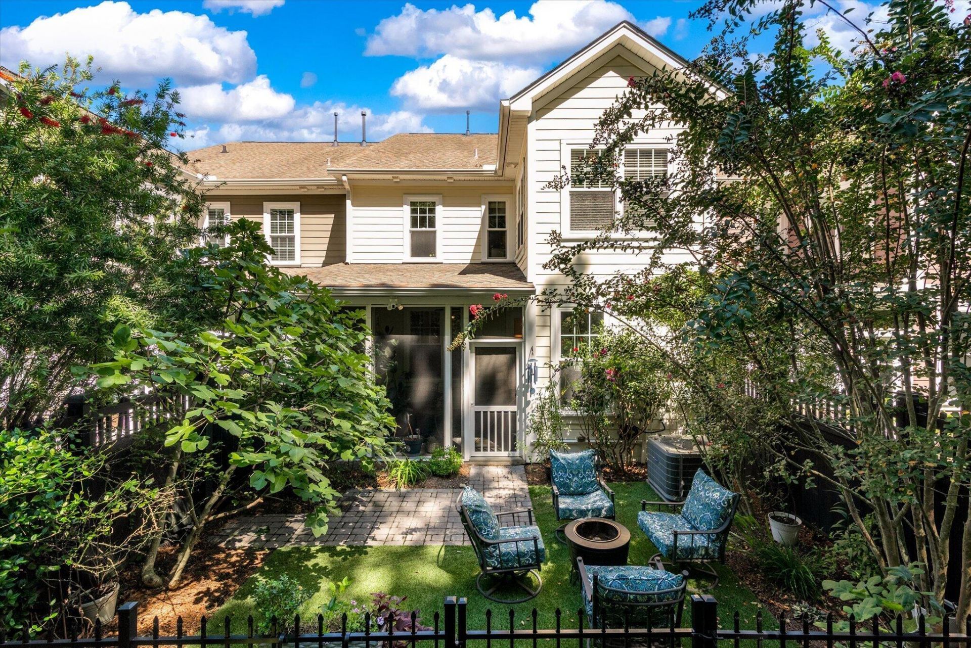 2016 Kings Gate Lane Photo 46