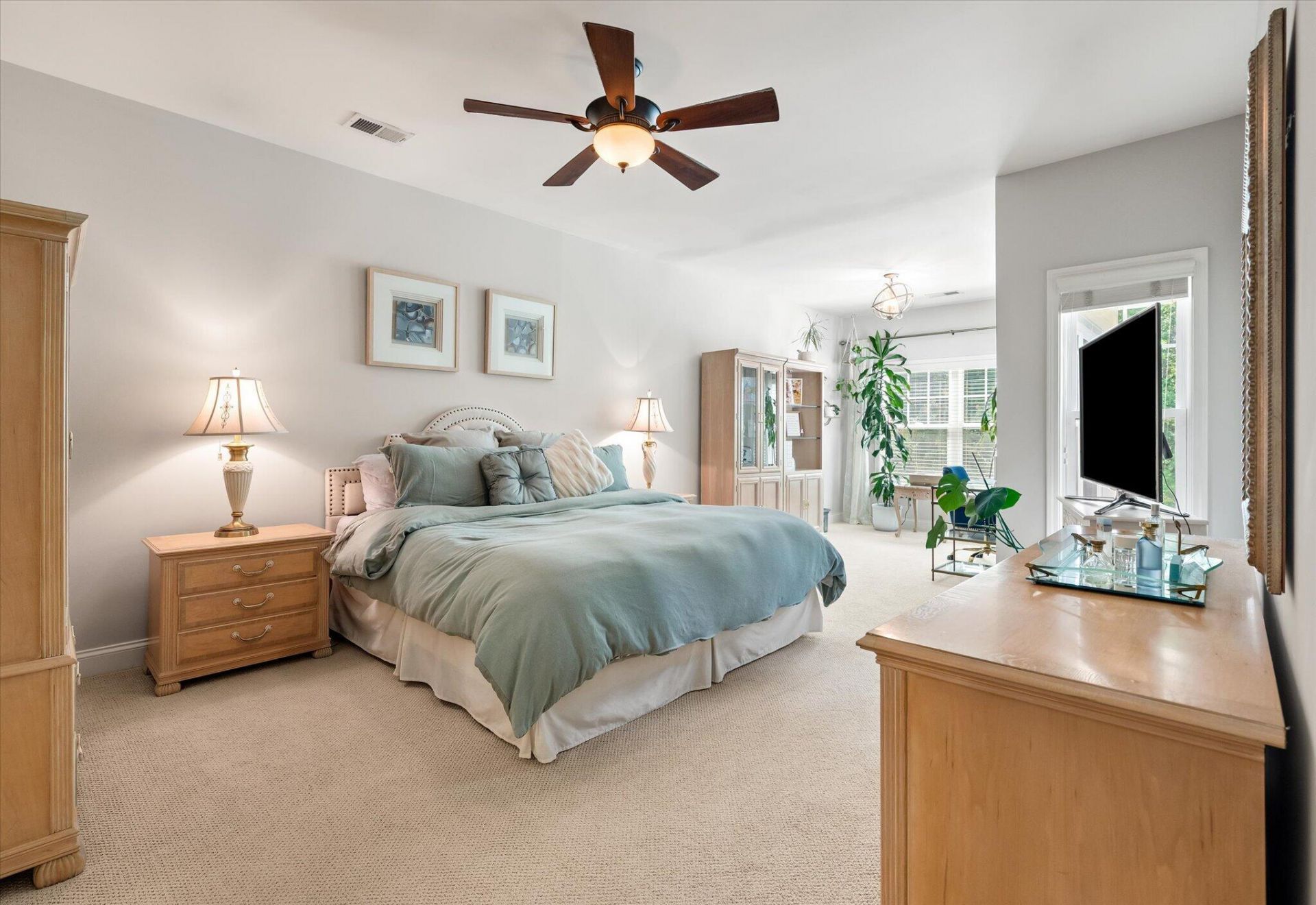 2016 Kings Gate Lane Photo 5