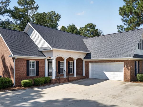 212 Red Oak Lane , Aiken, SC 29803