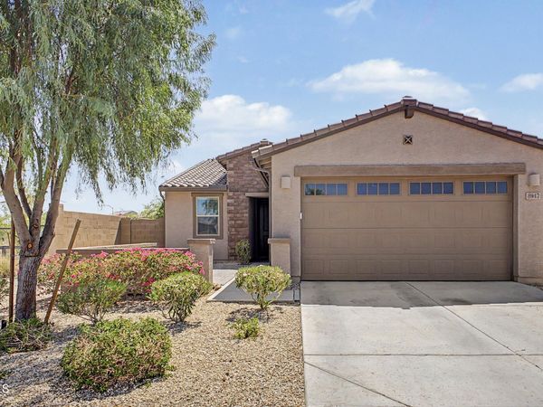 8947 W SOLANO Drive, Glendale, AZ 85305