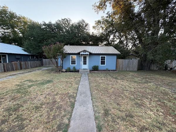 309 S Main Street , Rising Star, TX 76471