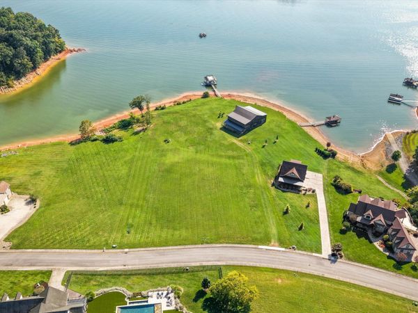 2163 Majestic Circle, Dandridge, TN 37725