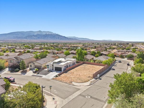 7101 Skagway Drive NE, Rio Rancho, NM 87144