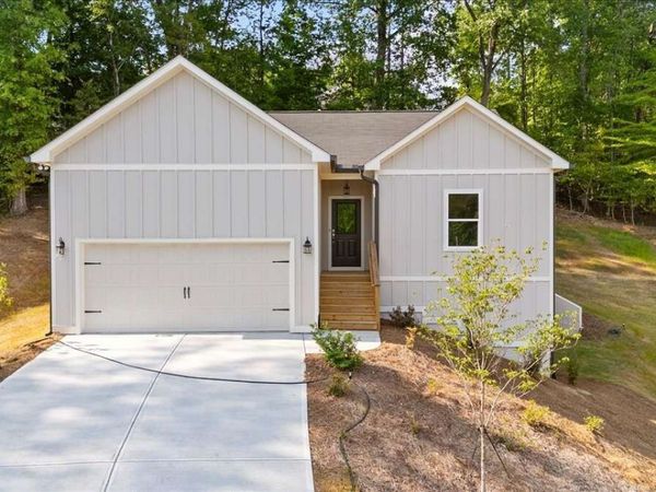 6220 Carlys Way, Gainesville, GA 30506