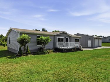 9026 Tompkinsville Road , Glasgow, KY 42141