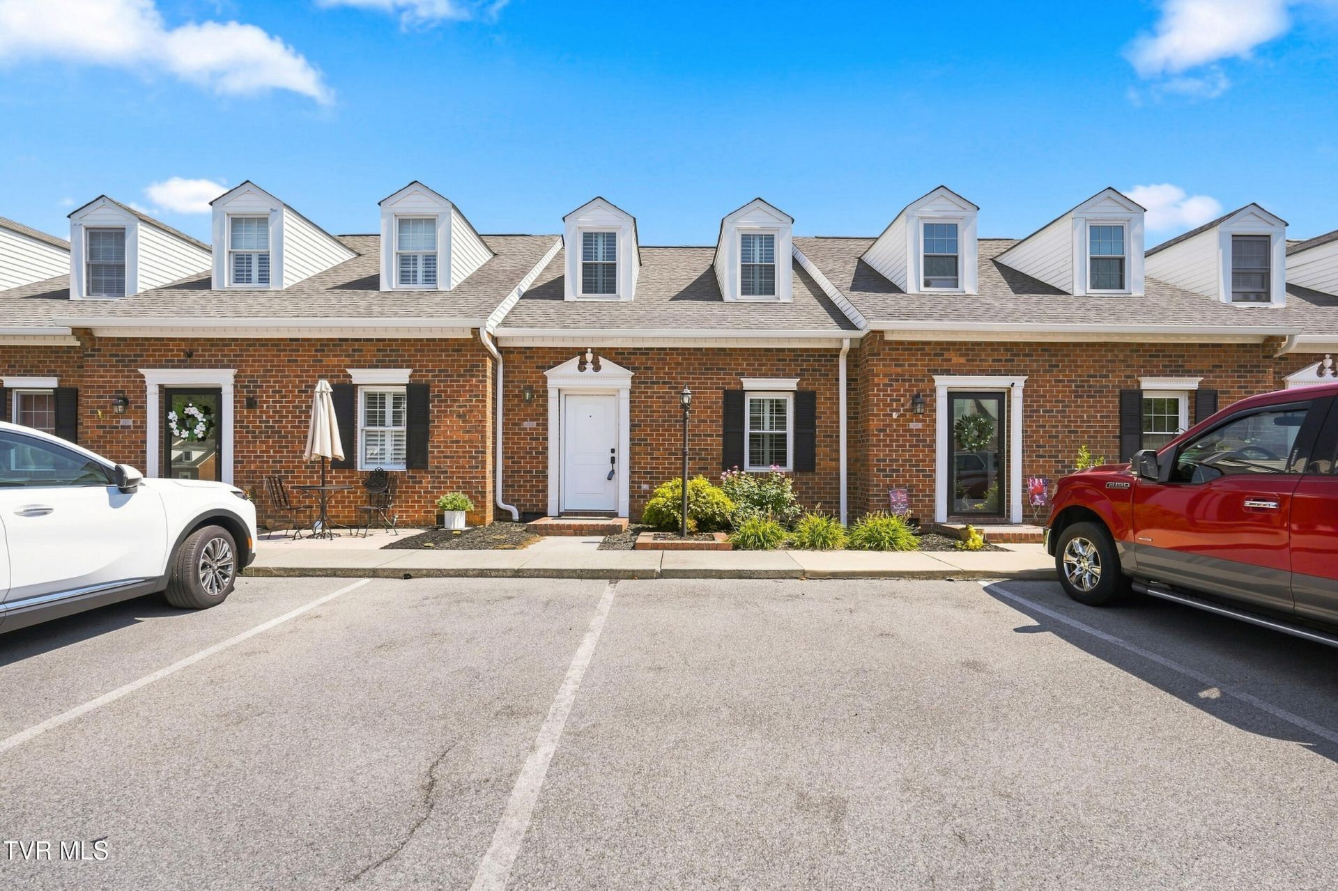 505 Hickory Road, Unit 505, Bristol, TN 37620 Main Photo