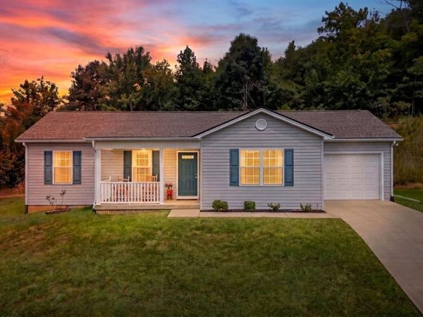 2318 Serenity Court, Kingsport, TN 37665