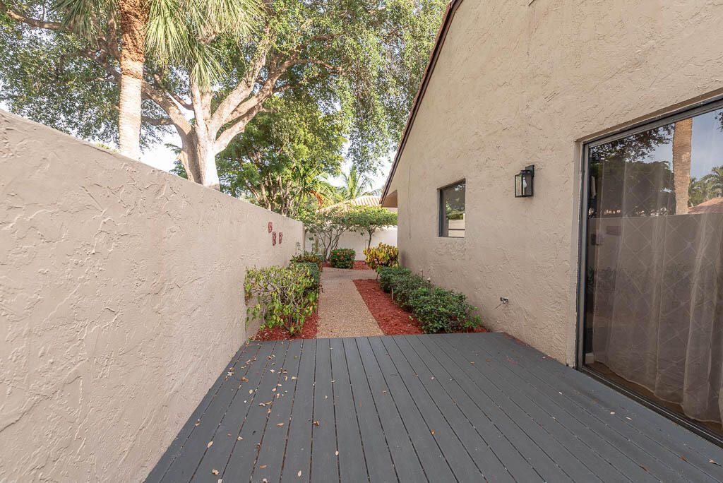 6876 Palmar Court, Boca Raton, FL 33433 Photo