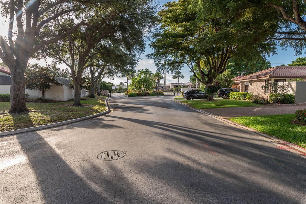 6876 Palmar Court, Boca Raton, FL 33433 Photo