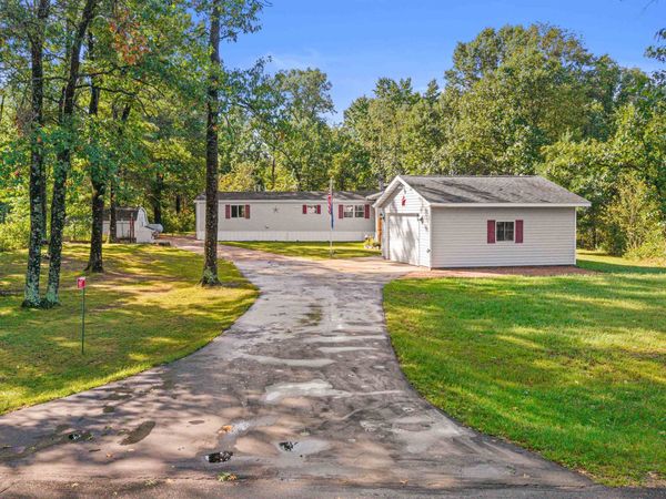 1617 Archer Lane, Nekoosa, WI 54457
