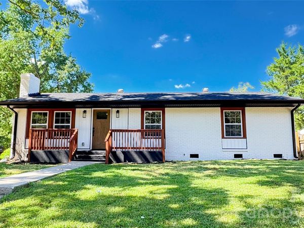 801 Dobson Drive, Charlotte, NC 28213