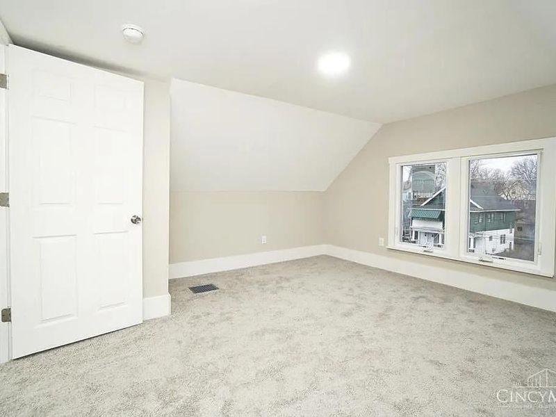3415 Woodburn Avenue, Cincinnati, OH 45207 Photo 15