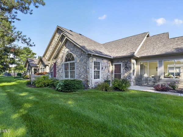 9889 Connor Lake Circle , Perrysburg, OH 43551