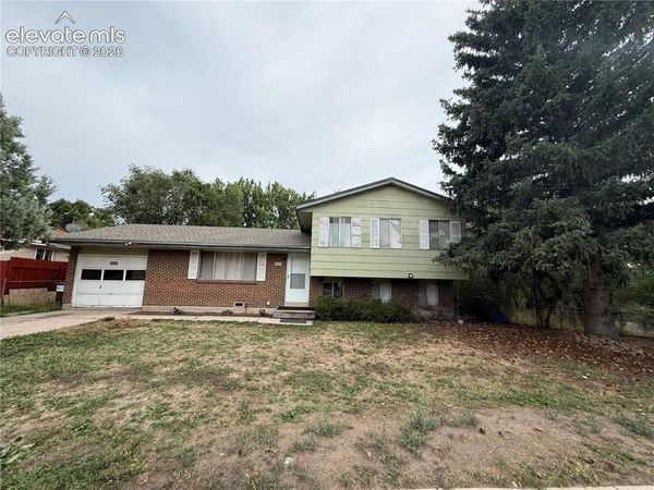 4927 Palmer Park Boulevard, Colorado Springs, CO 80915