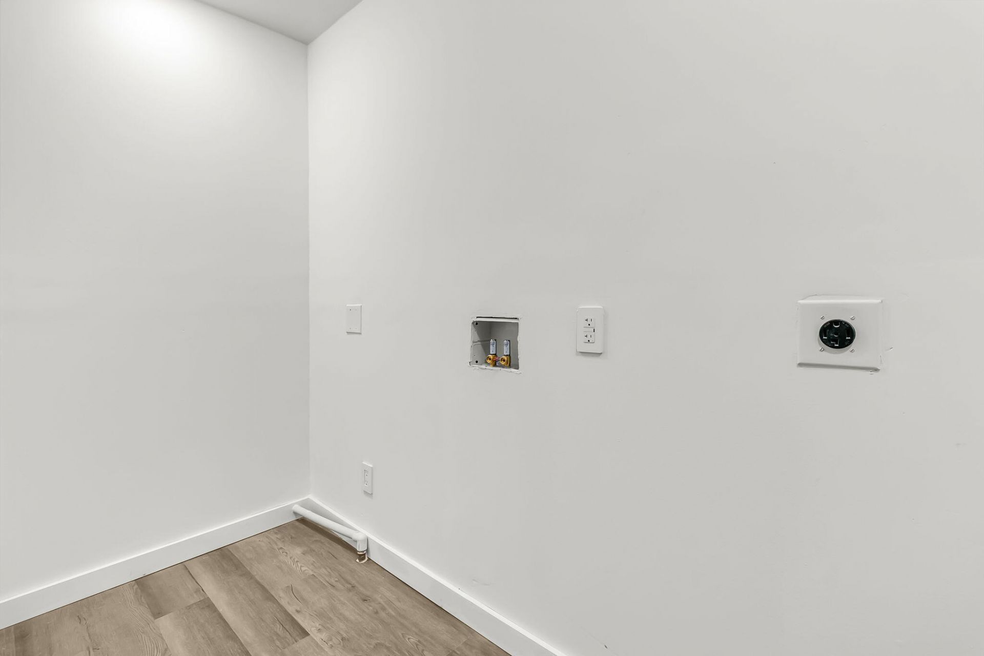1602 Rifle Range Road Photo 32