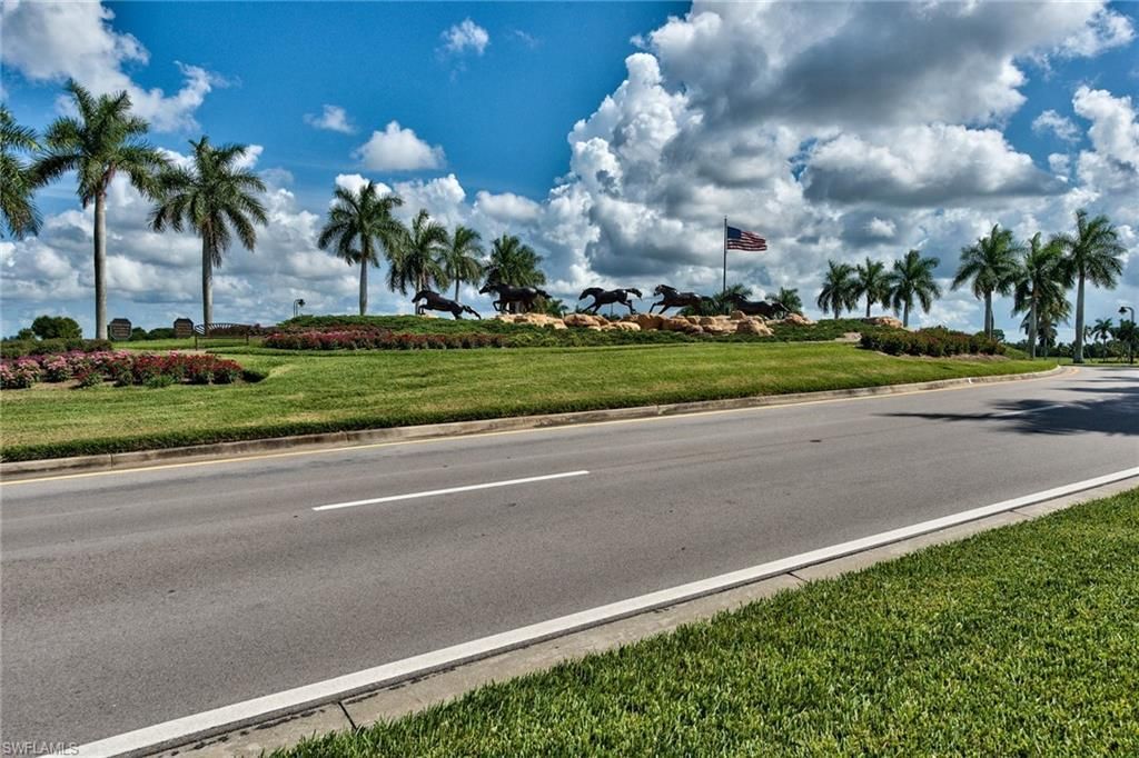 7935 Mahogany Run Ln , Unit 724, Naples, FL 34113 Photo