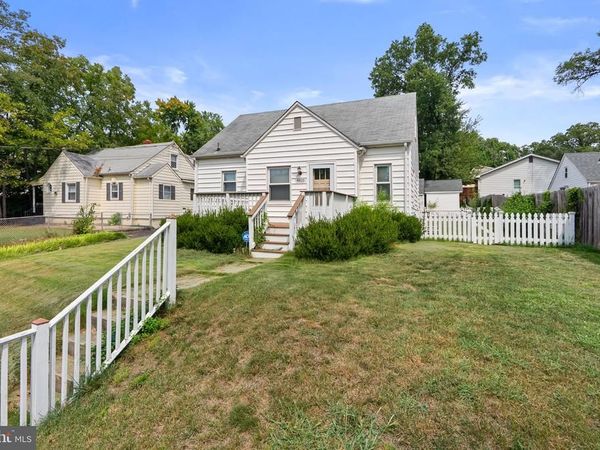 4810 DELAWARE STREET , COLLEGE PARK, MD 20740