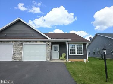 73 PACIFIC AVENUE, MILROY, PA 17063