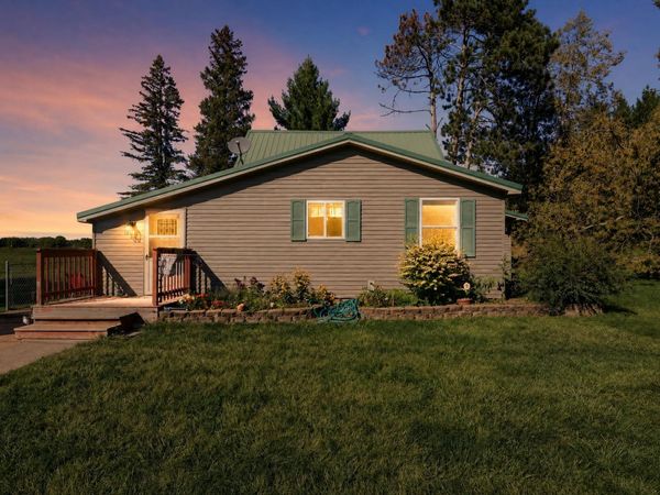 41257 Government Road , Hinckley, MN 55037