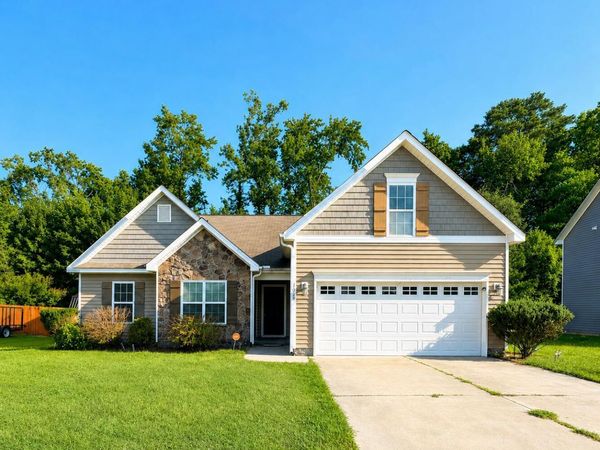 3628 Thornbrook Drive , Greenville, NC 27834