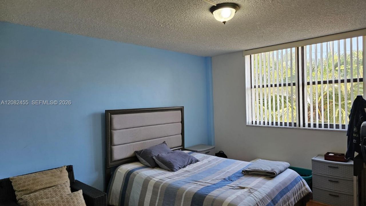 2450 NE 135th St , Unit 102, North Miami, FL 33181 Photo