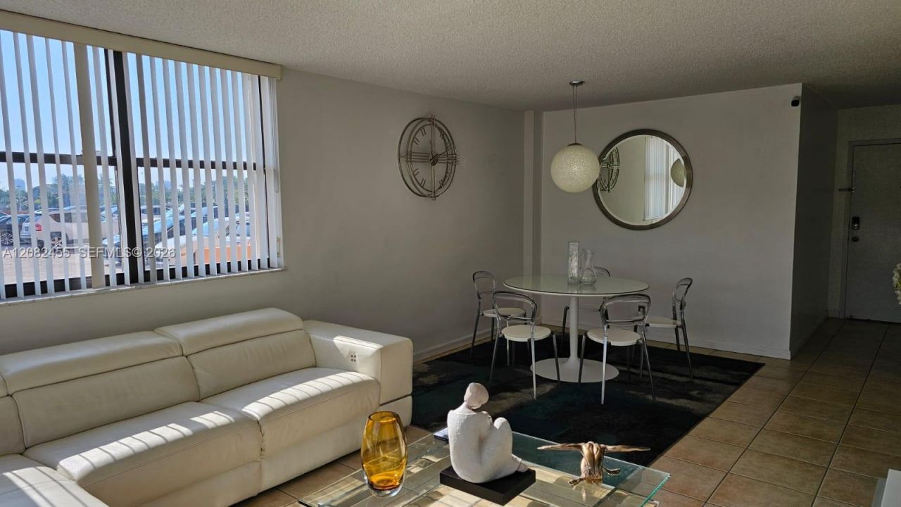 2450 NE 135th St , Unit 102, North Miami, FL 33181 Photo