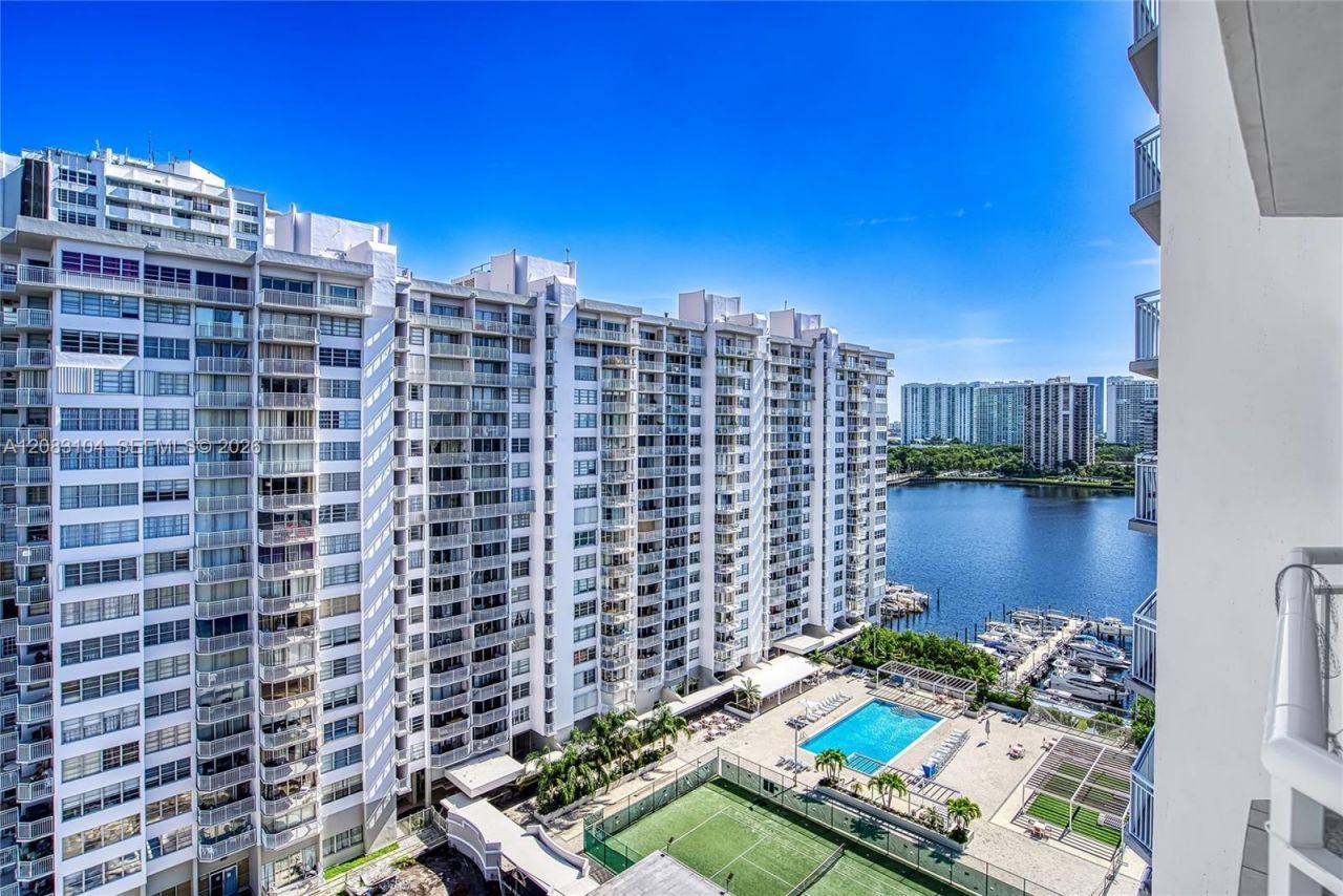 18021 Biscayne Blvd , Unit 1604, Aventura, FL 33160 Photo