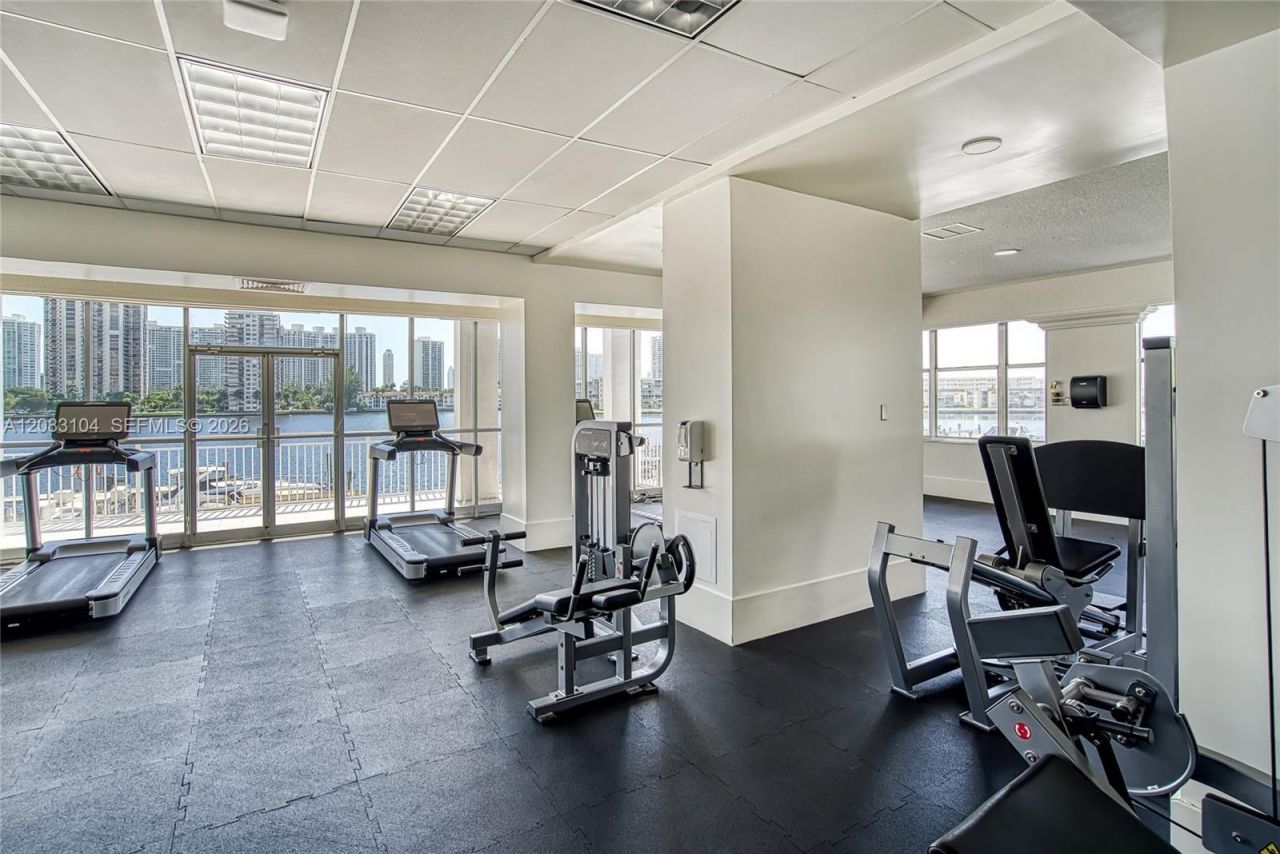 18021 Biscayne Blvd , Unit 1604, Aventura, FL 33160 Photo