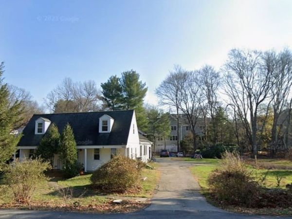 764 Central Ave, Needham, MA 02492