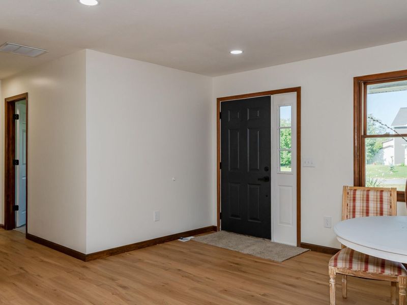 5467 Greg Drive, Saint Paris, OH 43072 Photo 8