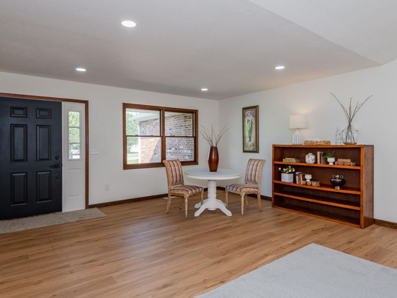 5467 Greg Drive, Saint Paris, OH 43072 Photo 9